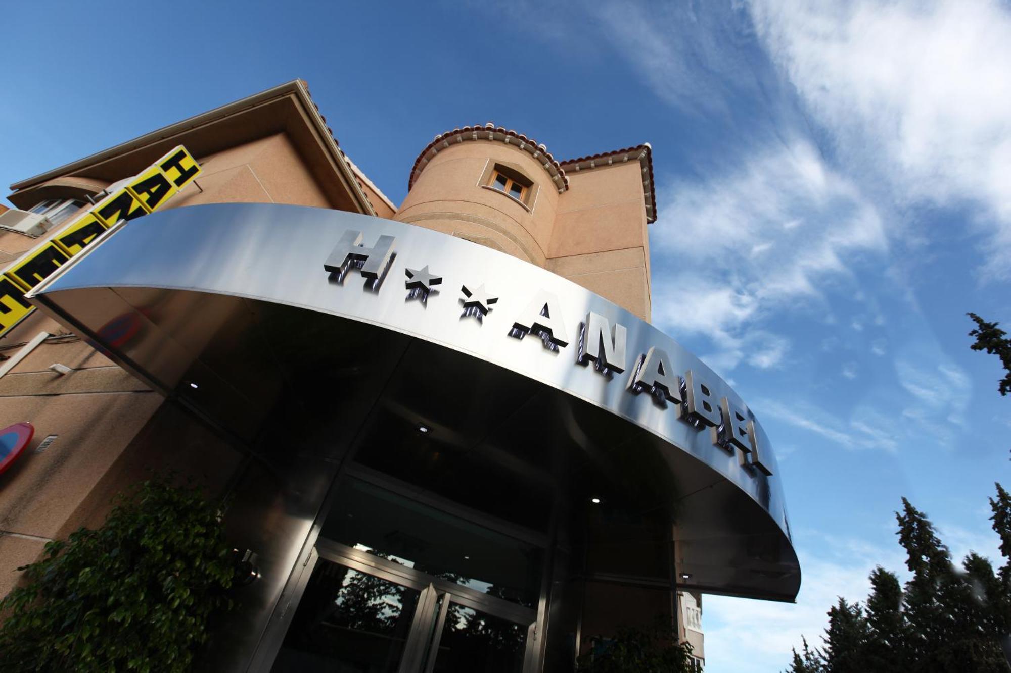 Hotel Anabel バサ エクステリア 写真